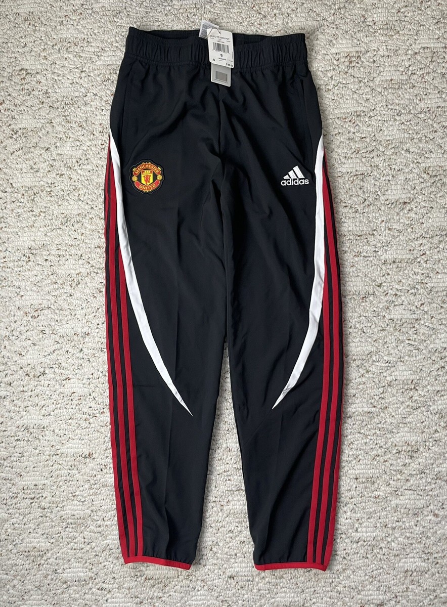 希少品 Adidas MANCHESTER UNITED Track Pant Buy Manchester United x adidas Mens SZN Cargo Tracksuit