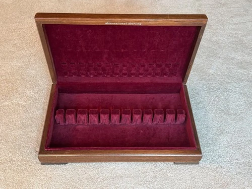 INTERNATIONAL STERLING SILVER Flatware Chest 19” x 11.5”
