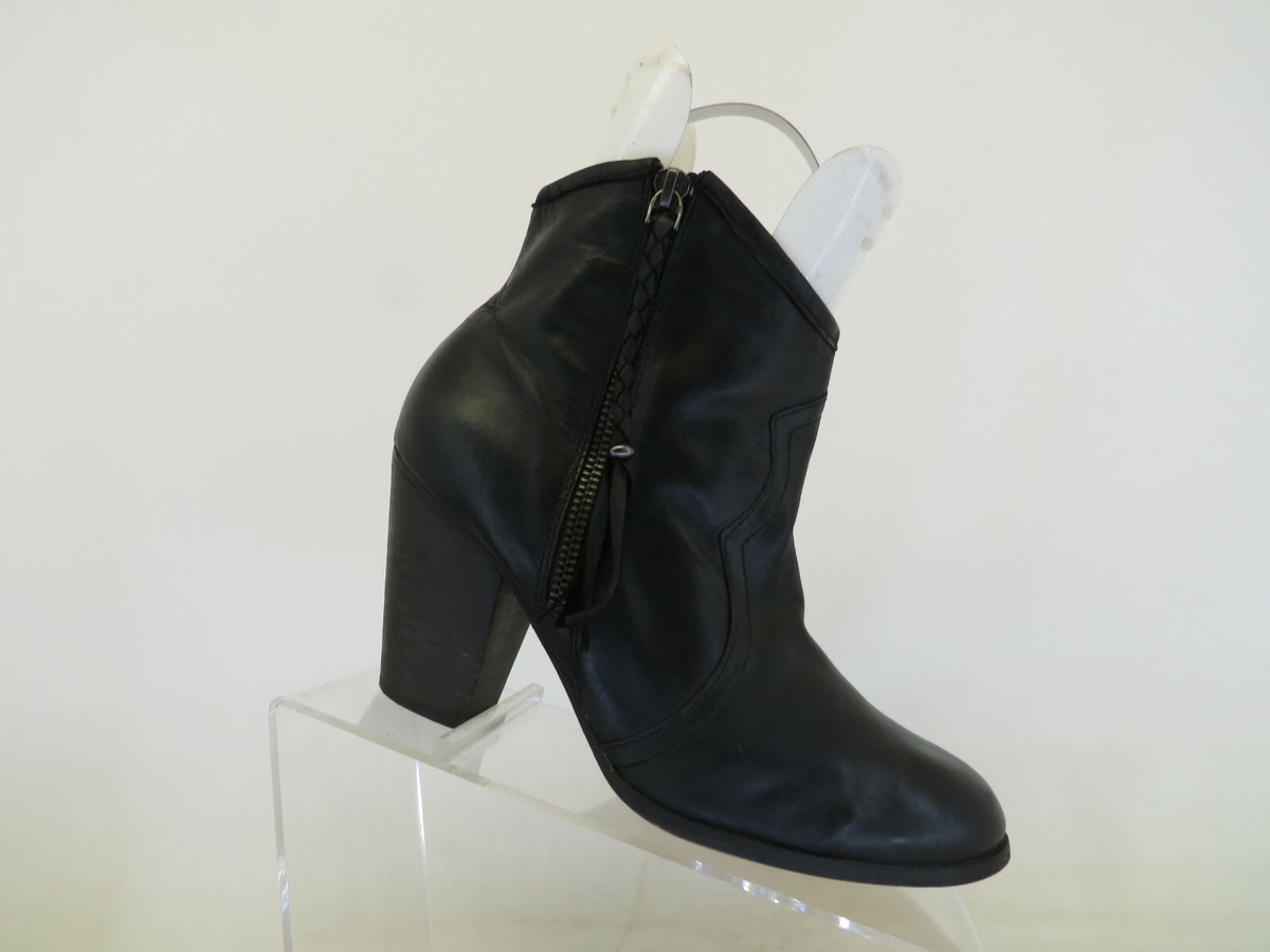 ALDO Black Leather Zip Fashion Ankle Boots Booties Size 9 M  display picture 1
