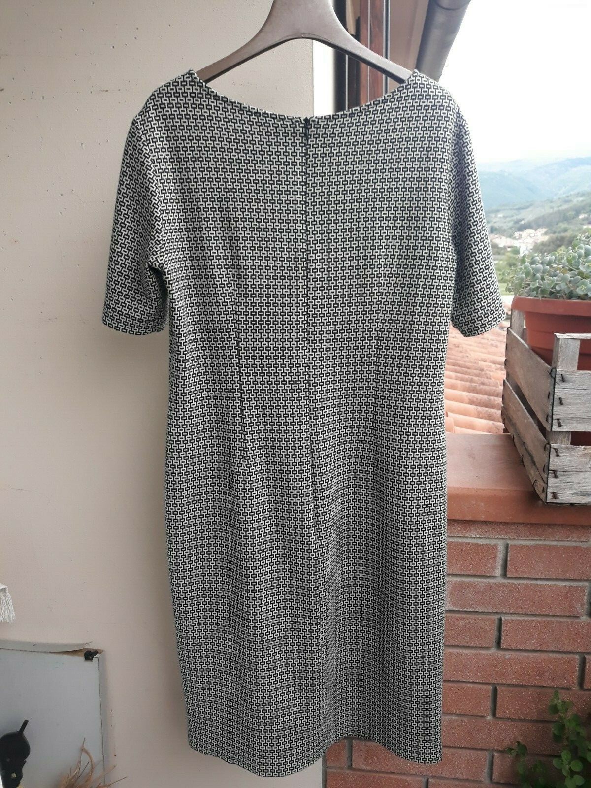 Foto 3 di 10