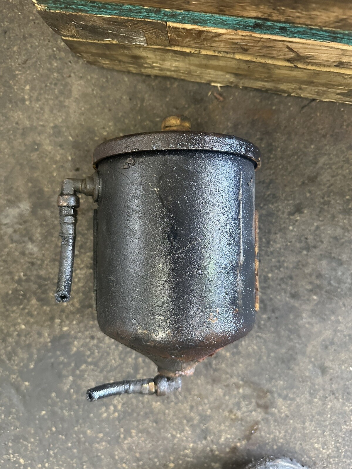 5662 Chevrolet 235 Oil Filter Canister ML4W22 eBay