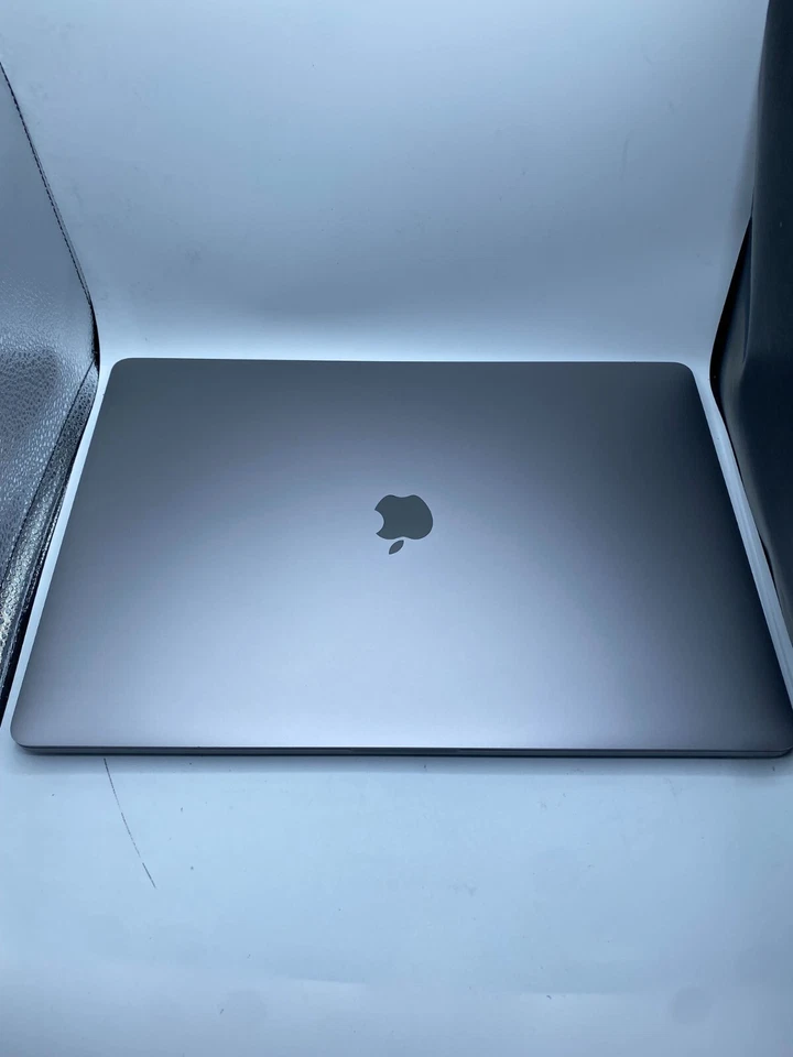MacBook Pro 16" Intel Core i7-9750H @ 2.6GHz 16GB RAM 512GB SSD - Ver Desc Foto 3 de 4