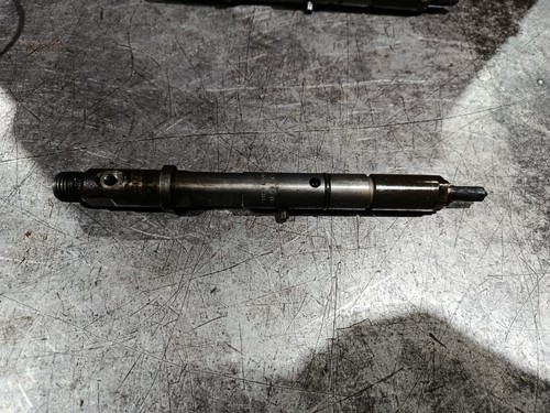 AUDI A4 B6 A6 4B Passat 3BG 2.5 TDI Injektor Düse Einspritzdüse 059130201F