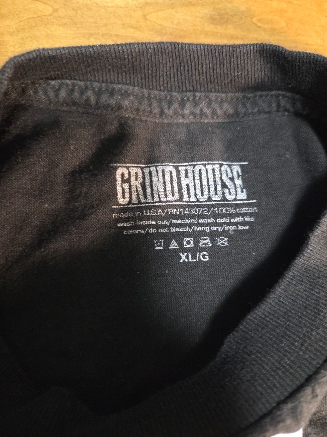 Grind House This Middle Finger Salutes You T Shirt XL Black Streetwear Graphic T image 3