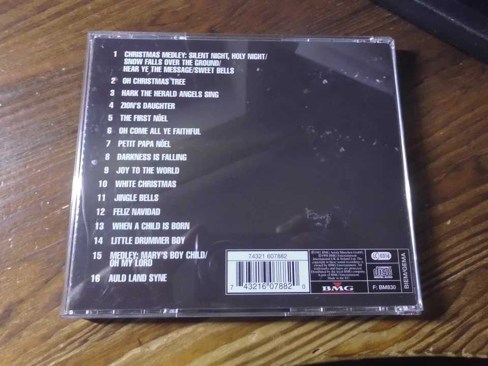 BONEY M. CD: CHRISTMAS PARTY (EUROPE; Camden – 74321 60788 2) - Bild 4 von 4