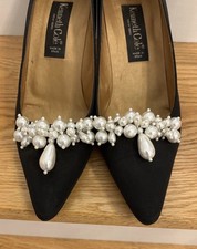 VINTAGE KENNETH COLE NEW YORK WOMENS BLACK SATIN  PEARL PUMP 9.5 - WORN 2 Times