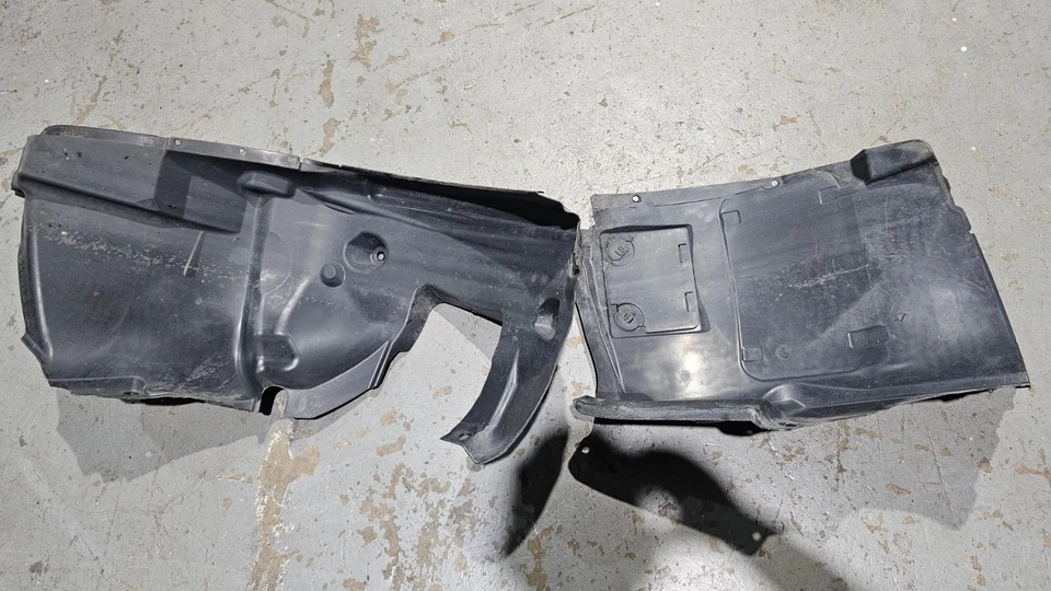 BMW 1 E88 118D 120i MSPORT 2007-2013 ARCO DE RUEDA DELANTERO DERECHO PROTECTOR CONTRA SALPICADURAS MOLDURA Foto 4 de 4