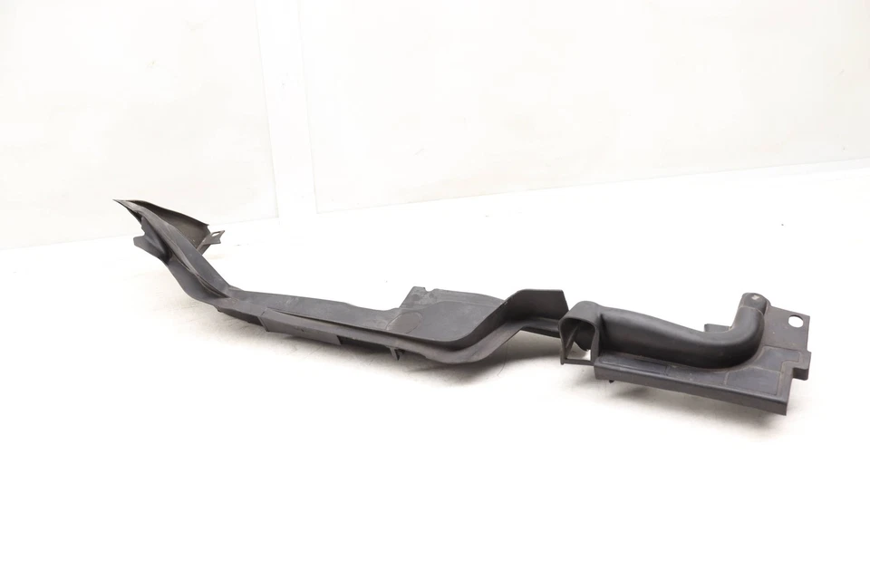 2017-2021 AUDI A5 QUATTRO - LEFT COWL Cover / TRIM 8W6821169C - Image 2 of 4