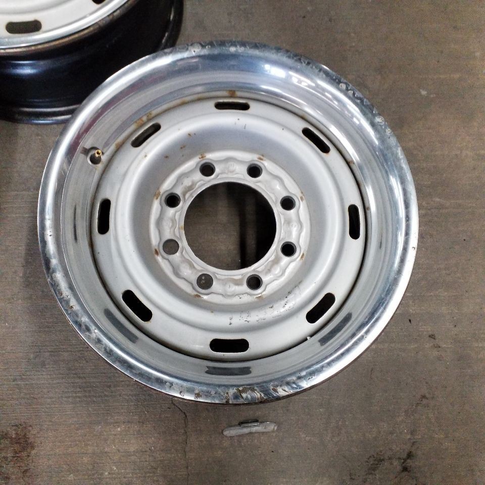 Wheel 16x6-1/2 Steel Lug 8 Slot Painted Fits 98-03 DODGE 1500 VAN 633369