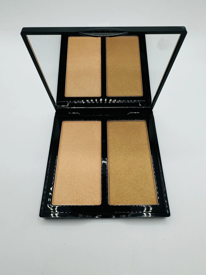 Trish McEvoy Light & Lift Face Color Duo (Bronceador) Champagne y Bronce 0.21 OZ Foto 2 de 4