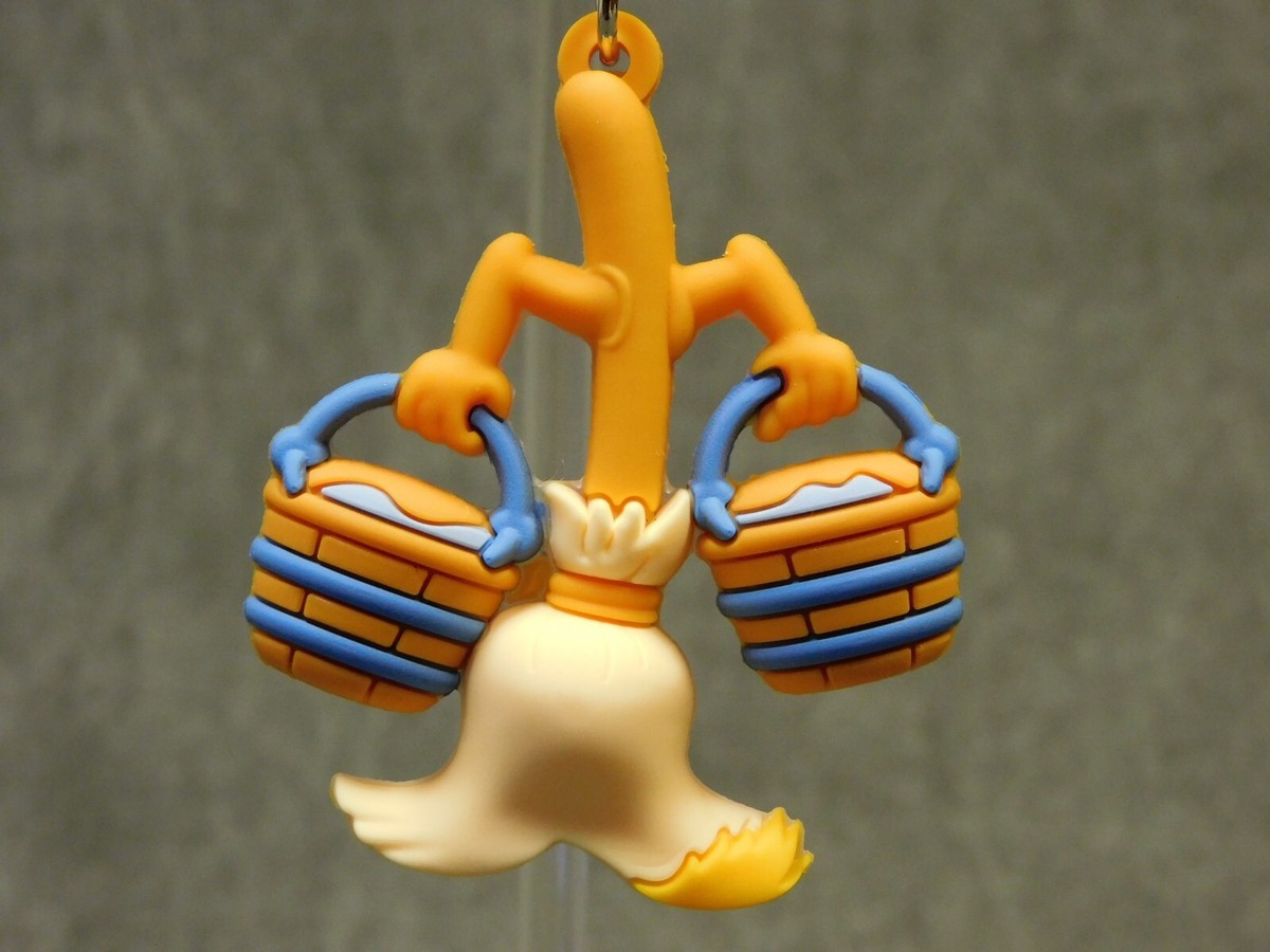 Fantasia NEW * Magic Broom Clip * Blind Bag Series 57 Cartoon Key