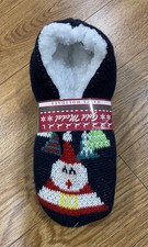NWT Christmas Slipper Socks Faux Fur Sherpa Lined Santa Gripper Soles Sz L Cozy