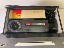 Kodak Carousel 800 Slide Projector with slide tray and carry case PLEASE READ