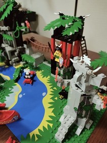 LEGO 6278 Enchanted Island Pirates Islanders 1994 Missing without Box