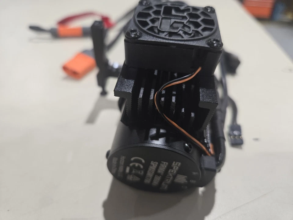 Spectrum Firma 150amp Esc 2050kv 6s Brushless Motor ESC Combo - Image 3 of 4