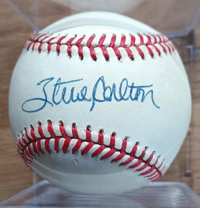 Steve Carlton Signed National League Baseball