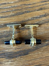 VINTAGE ONYX AND STAMPED 750 GOLD CUFF LINKS WITH FREE SHIPPING