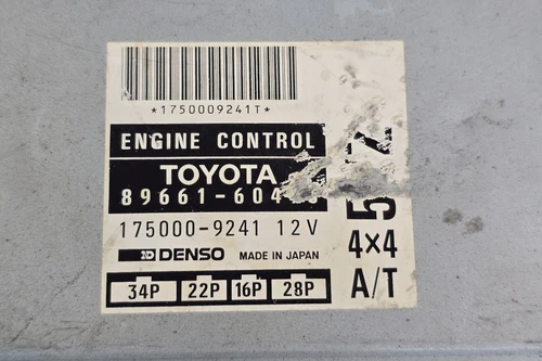 Toyota Land Cruiser KZJ90 Engine Computer 5VZ A/T 89661-60490 Ecu Oem Used - Picture 2 of 13