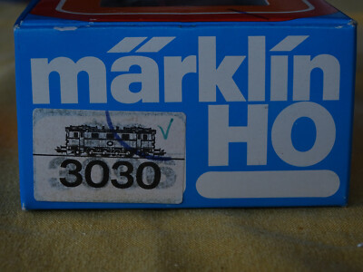 Märklin 3168 . 2, motrice série 1200 NS neuf BO