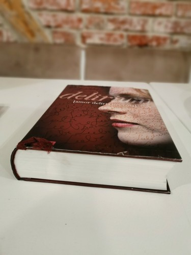 Gebundenes Buch Lauren Oliver: „Delirium. Amor deliria nervosa“ Jugendbuch Roman - Bild 2 von 11