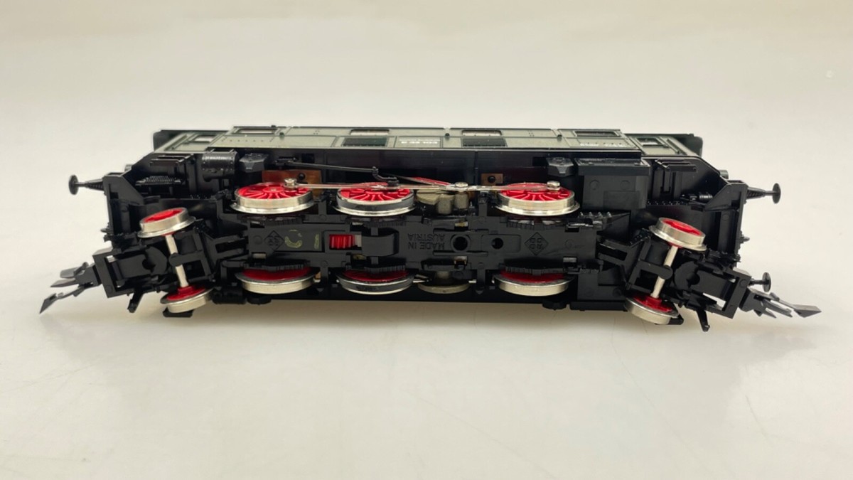 Locomotive électrique Roco H0 - E32 103 - Analogique - État Fonctionnel