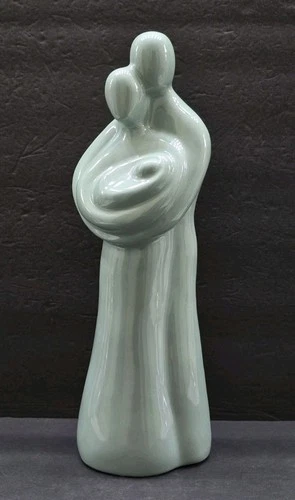 Royal Haeger Pottery 1989 Art Deco Seafoam Green "Embracing The Love" Figurine