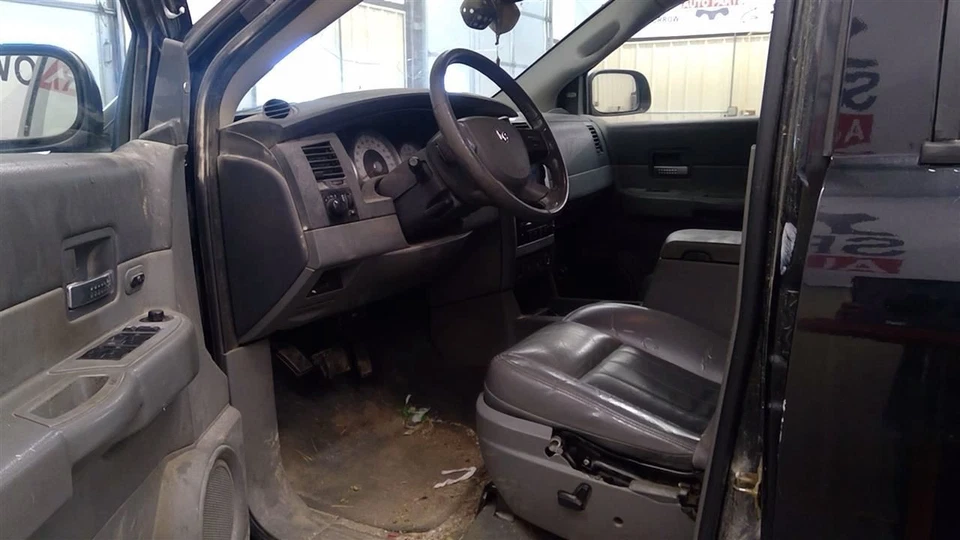 Interruptor de puerta delantera del conductor memoria LHD del conductor compatible con 06-14 GRAND CHEROKEE 1698446 Foto 2 de 4