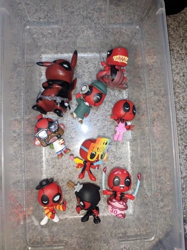 Funko Mystery Minis Deadpool And Pikachu Deadpool