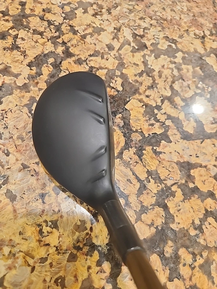 Left Handed PING G400 3 Hybrid - PING Alta CB 70g Stiff Flex With Head Cover - Image 4 of 4