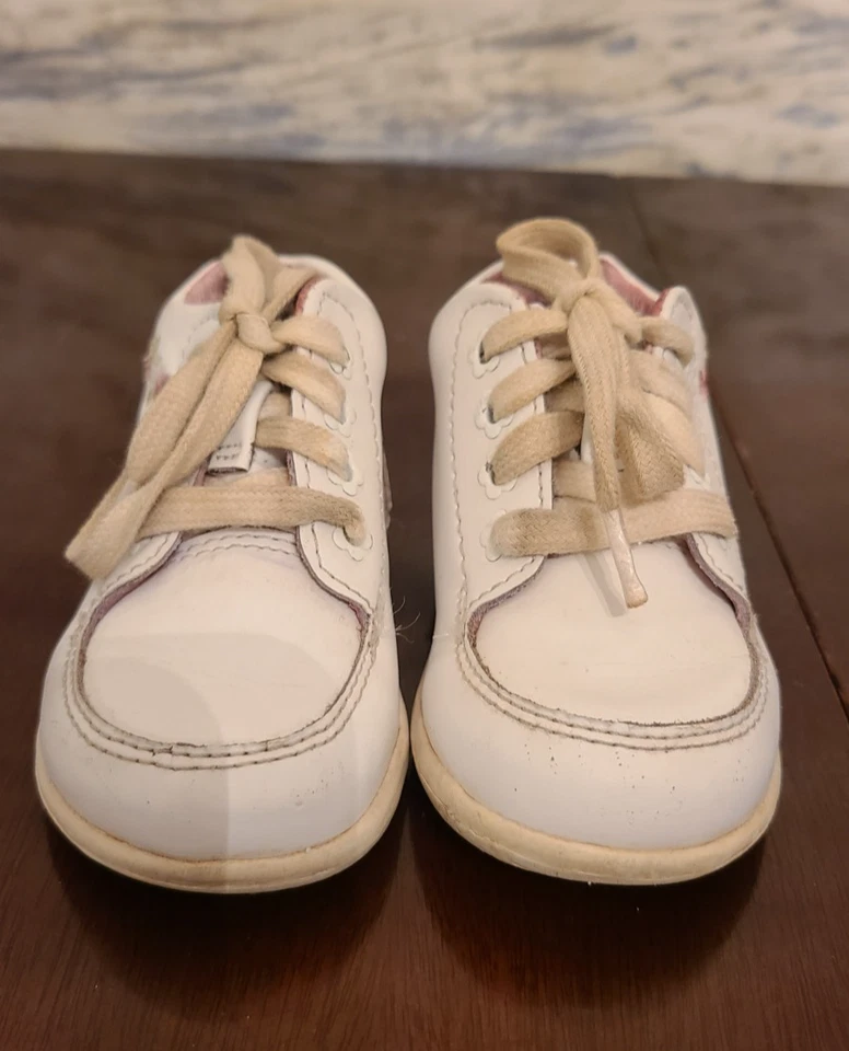 Stride Rite SRT Emilia кожаная обувь ребенка ясельного возраста девочек размер 4,5 M белый и розовый цветочный - Изображение 4 из 4