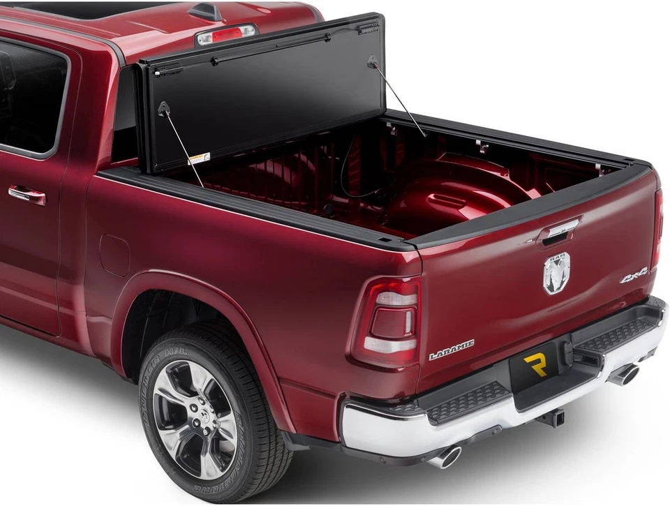 Under ArmorFlex Hard Folding Tonneau Fits 2016-2023 Toyota Tacoma 6'2" Bed Foto 3 de 4