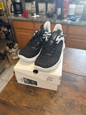 Size 8 - Under Armour Curry Flow 9 Team White Black 2022