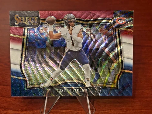 2022 Panini Select - Field Level Tri-Color Prizm #410 Justin Fields /75 (RC)