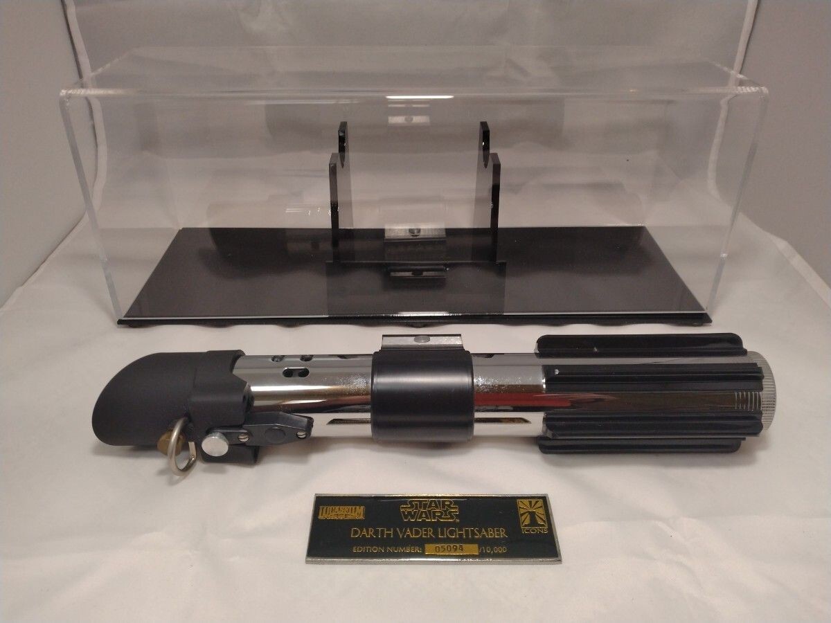 ICONS Star Wars Darth Vader Lightsaber Vintage 1/1 Scale Replica