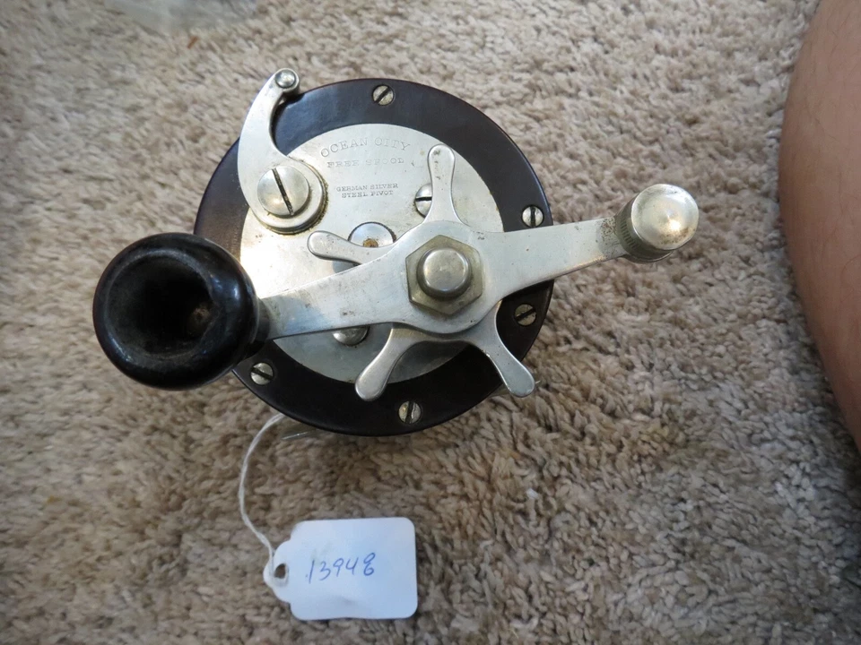 Carrete de pesca Ocean City Free Spool alemán plateado (lote #13948) Foto 2 de 4