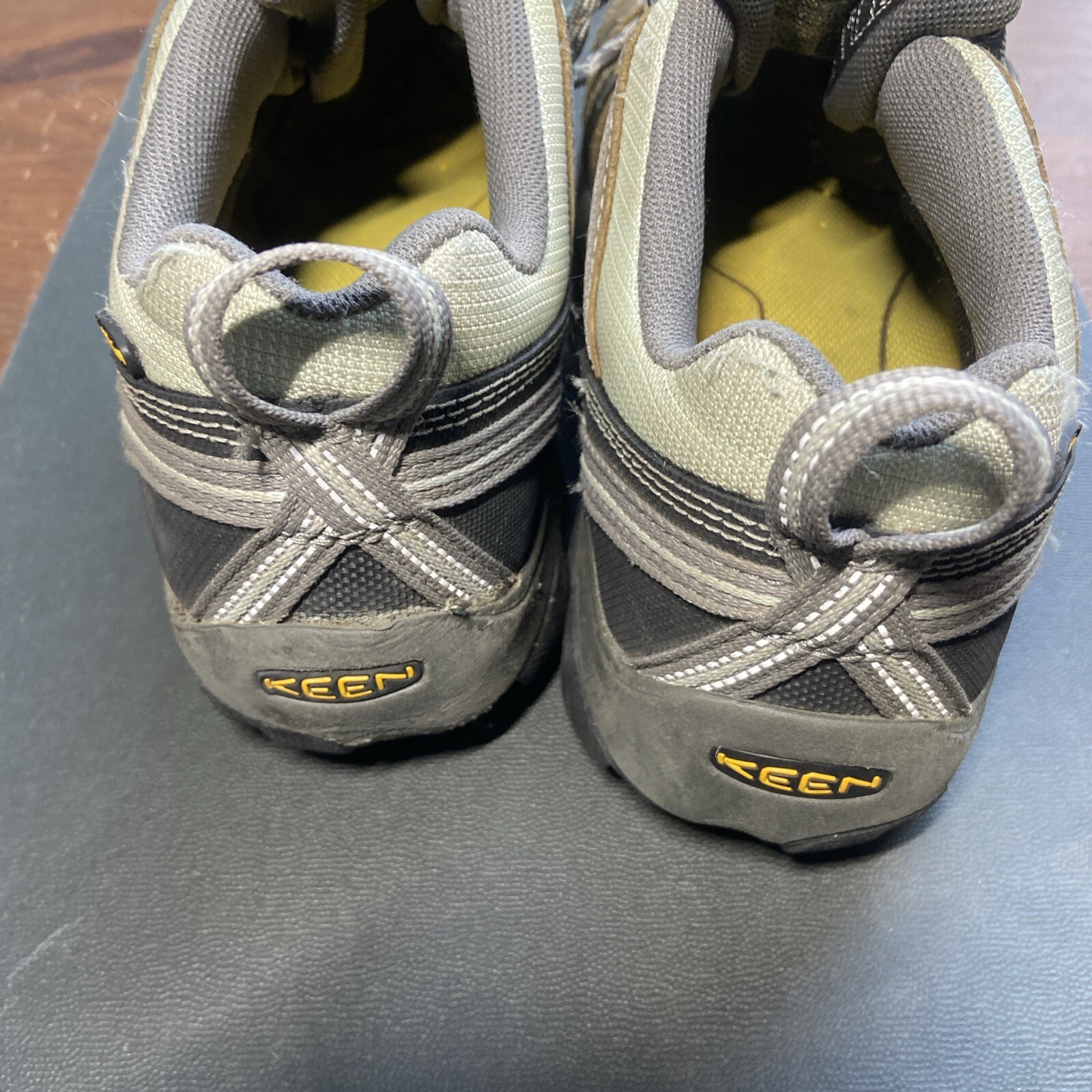 KEEN Scarpe da lavoro da trekking da trekking da donna appassionata 8 5 m selce punta bassa in acciaio marrone pelle