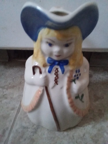 Vintage Shawnee USA  Pottery Little Bo Peep Figural 8” Ceramic Water Pitcher