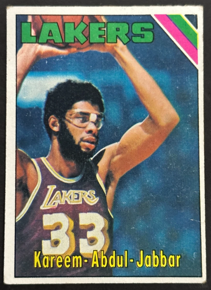 Topps Kareem Abdul-Jabbar Basketball Sports Trading Cards