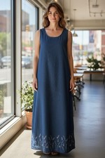Jane Ashley Denim Chambray Maxi Dress M Embroidered Floral Sleeveless Cotton
