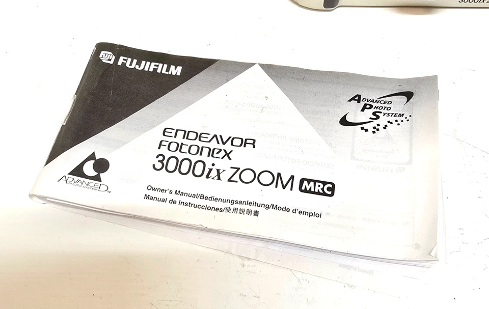 Kamera Fujifilm Endeavor Fotonex 3000 ix Zoom APS Film (3841) - Bild 2 von 4