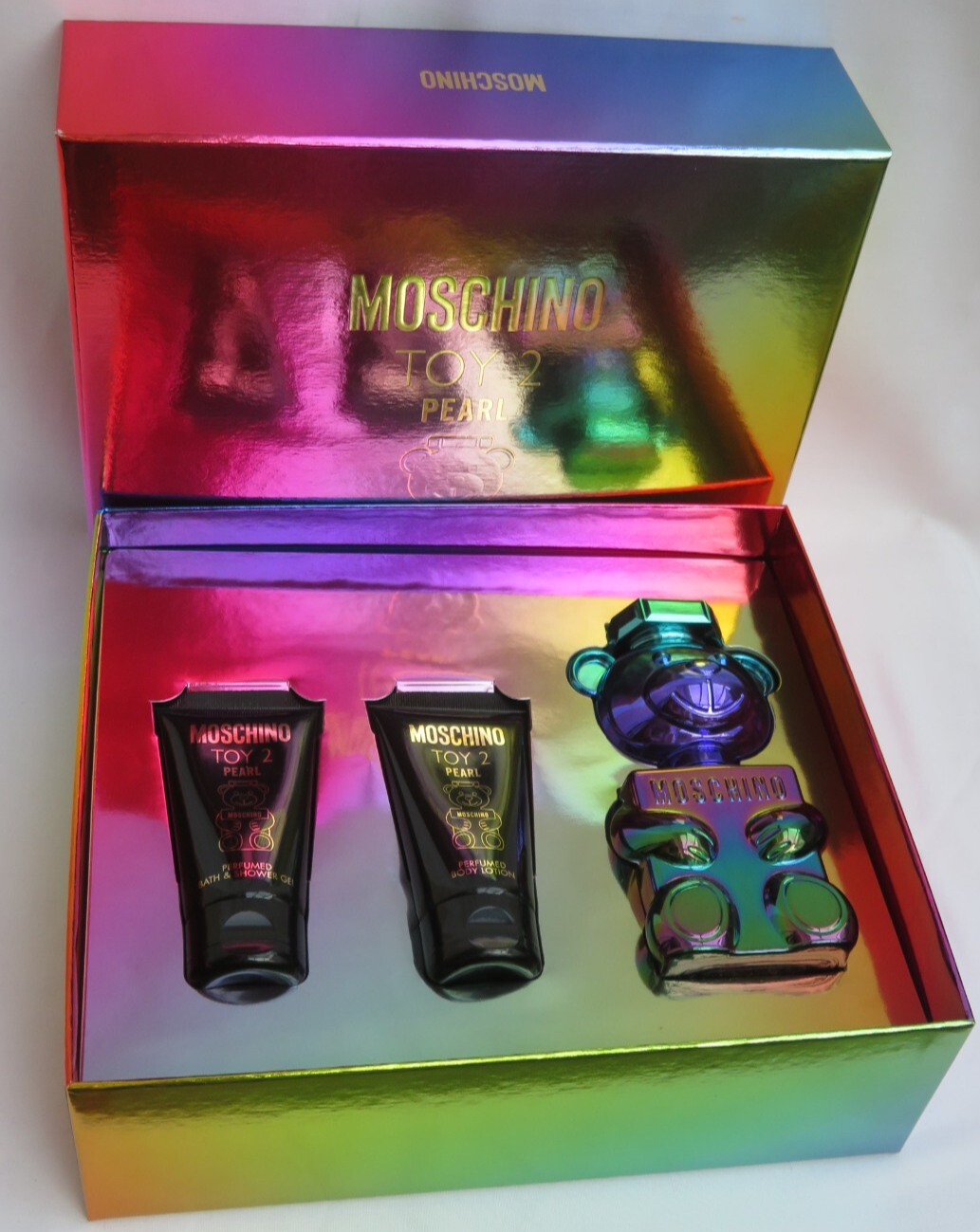 Moschino Toy 2 Pearl Gift Set 50Ml Edp + 50Ml Shower Gel + 50Ml Body Lotion - Image 3