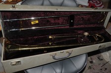 Getzen Trombone Elkhorn a Division of Getzen Elk Horn wis. Musical Instrument