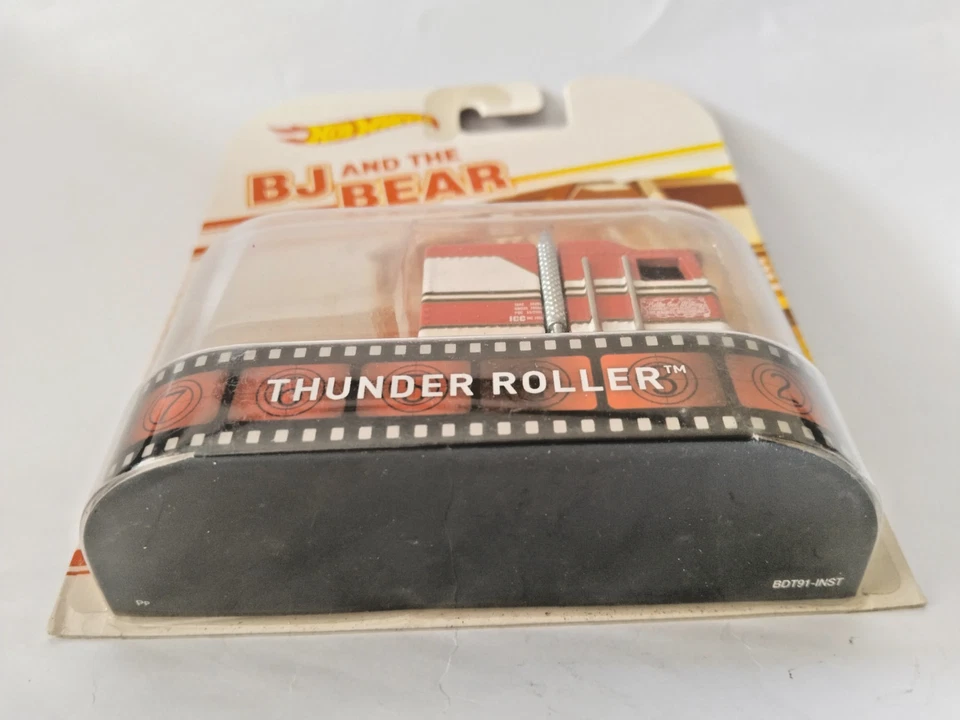 Hot Wheels 2014 Retro Entertainment BJ and the Bear Thunder Roller - Изображение 4 из 4