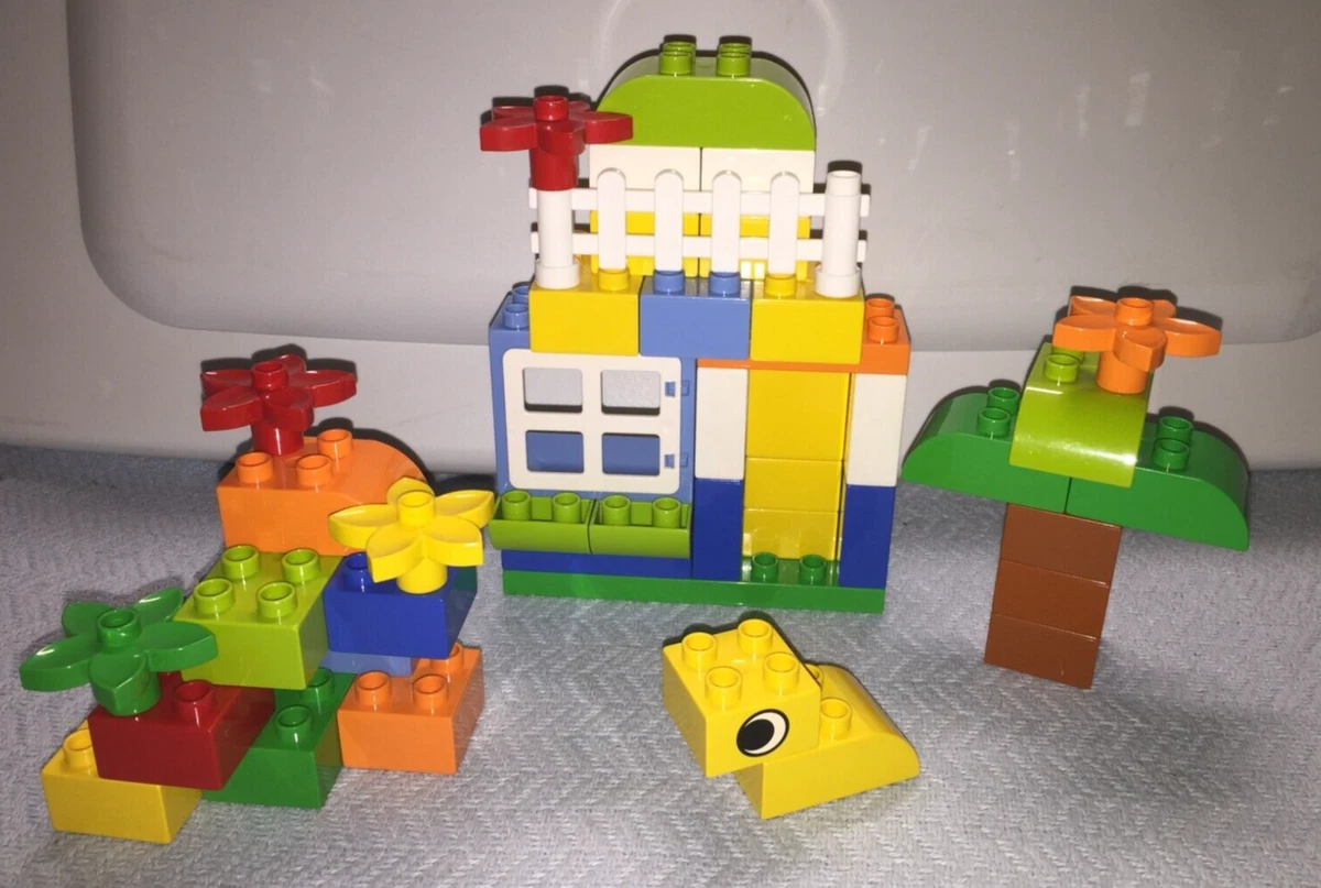 Lego DUPLO Build and Play Box 4629 Over 150 Pcs Retired 2012 eBay