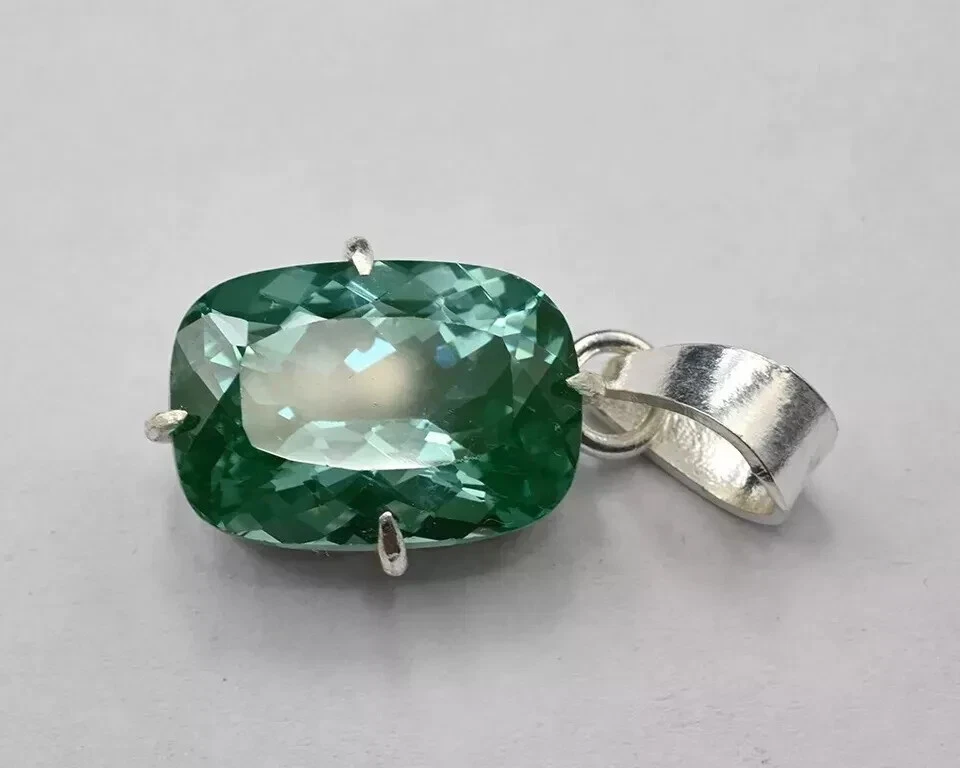 Ciondolo in argento massiccio 925 taglio cuscino zaffiro verde naturale 24 ct... - Immagine 3 di 4