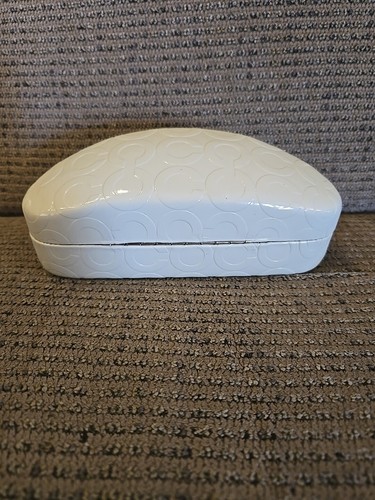 Coach Signature Clam Shell Eye Glasses Sunglasses White Case Genuine - Picture 3 of 4