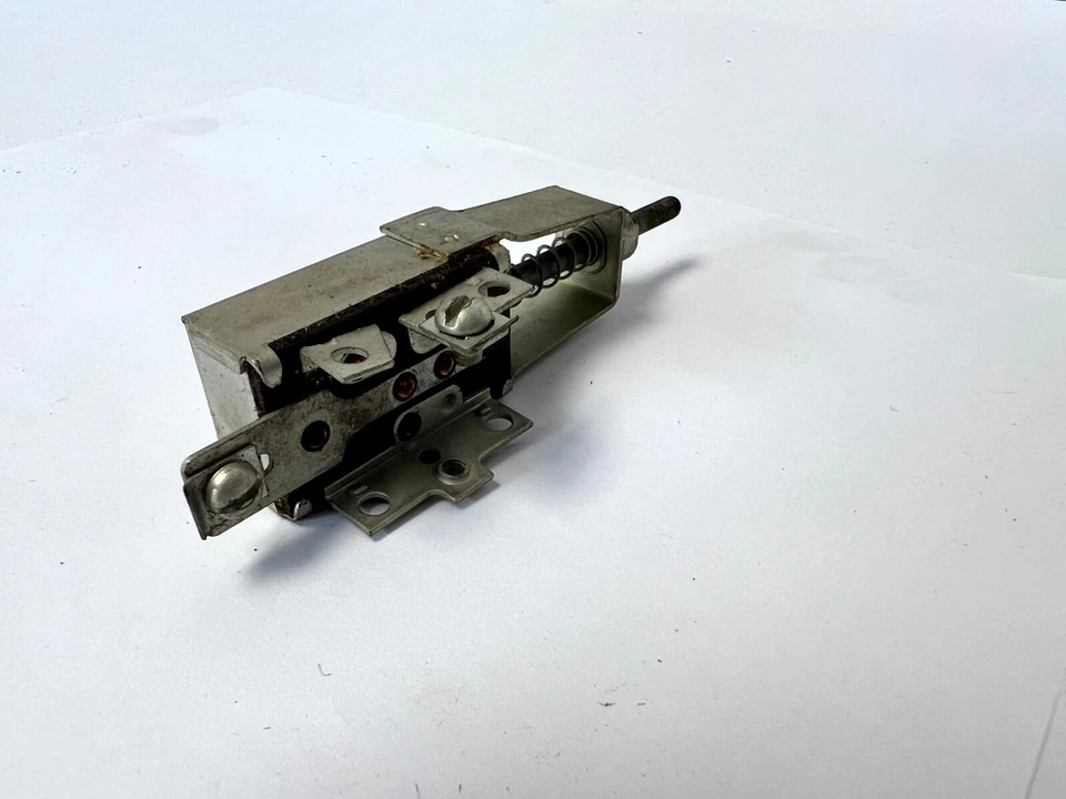 Interruptor soplador calentador Chrysler Plymouth DeSoto Dodge 1940-1948 1308230 nuevo de stock Foto 3 de 4