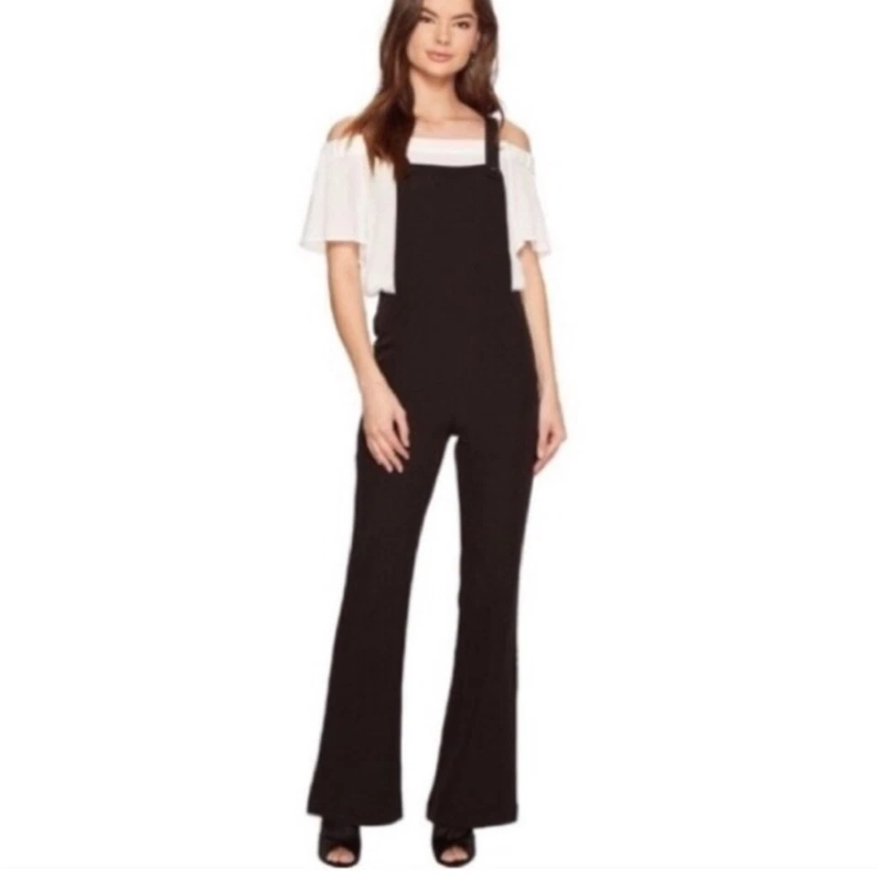 Romeo & Juliet Couture New Flare wide Leg Overalls Jumpsuit Size M Black NWT - Image 2 of 4