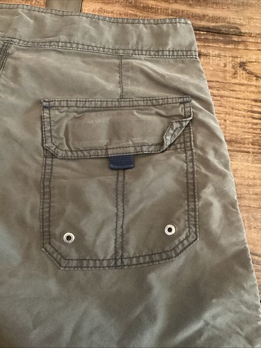 Vintage Union Bay Board Shorts Mens 30 Army Green Brown With Navy Side Swim - Picture 6 of 10