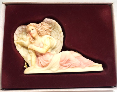 Seraphim Angel Ornament Evangeline ''Angel of Mercy'' 1994 ROMAN #69827 With Box